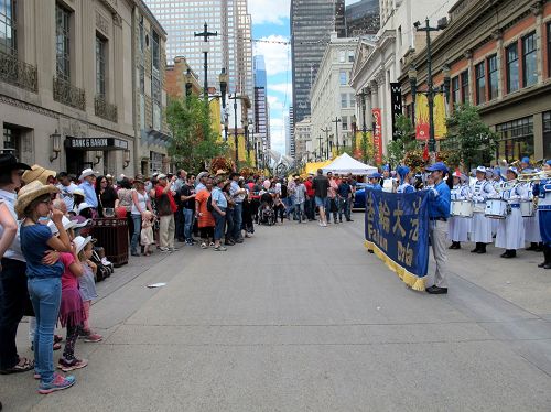 2016-7-11-minghui-falun-gong-calgary-07--ss.jpg