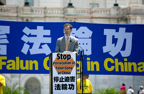 2016-7-15-minghui-falun-gong-dc720-09--ss.jpg