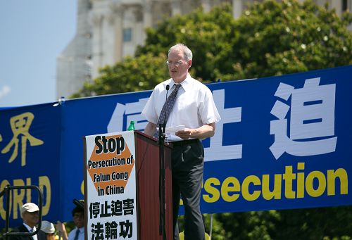 2016-7-15-minghui-falun-gong-dc720-12--ss.jpg