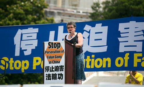 2016-7-15-minghui-falun-gong-dc720-13--ss.jpg