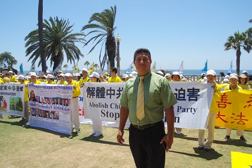 2016-7-19-minghui-losangeles-rally-15--ss.jpg