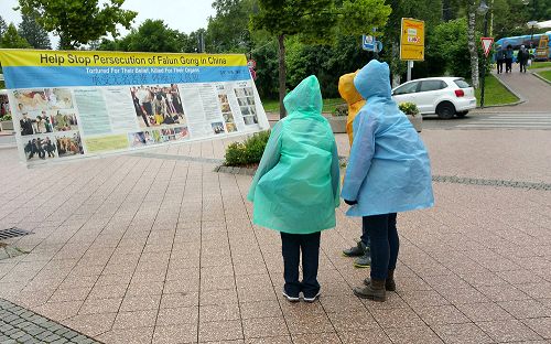 2016-7-8-minghui-falun-gong-germany-02--ss.jpg