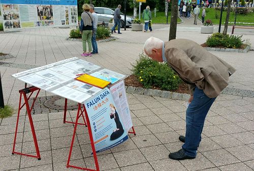 2016-7-8-minghui-falun-gong-germany-03--ss.jpg