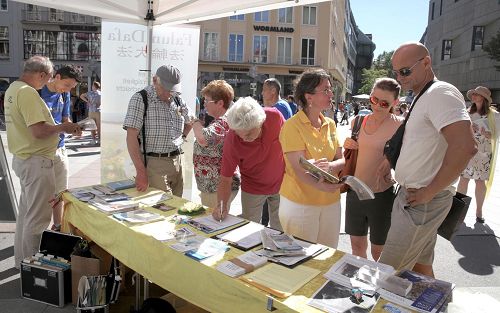 2016-8-13-minghui-falun-gong-212044-1--ss.jpg