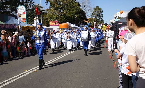 2016-9-11-minghui-falun-gong-corrimal_05--ss.jpg