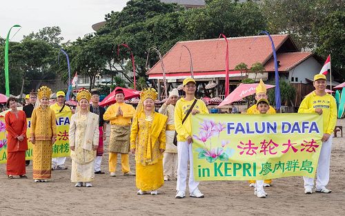 2016-9-2-minghui-falun-gong-indonesia-06--ss.jpg