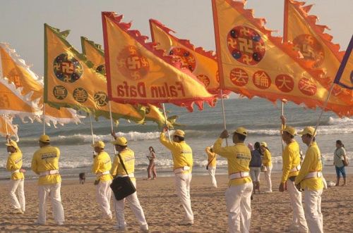 2016-9-2-minghui-falun-gong-indonesia-07--ss.jpg