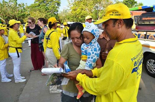 2016-9-2-minghui-falun-gong-indonesia-08--ss.jpg