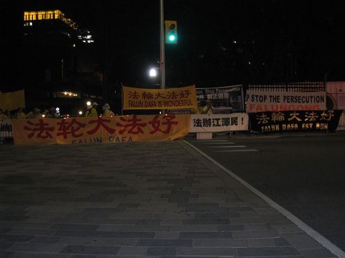 2016-9-23-minghui-falun-gong-ottawa_02--ss.jpg