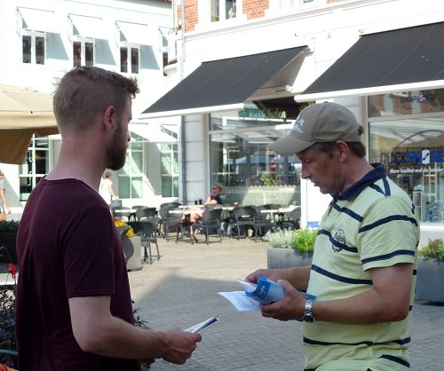 2016-9-4-minghui-falun-gong-denmark-04--ss.jpg