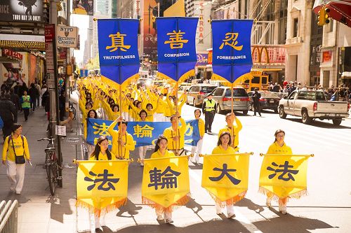 2017-5-12-nyc-513-parade_02--ss.jpg