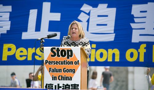 2017-7-21-minghui-falun-gong-dc720-03--ss.jpg