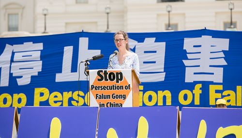 2017-7-21-minghui-falun-gong-dc720-08--ss.jpg