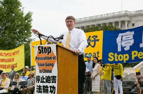 图12:宾夕法尼亚州国会议员基斯·罗斯佛斯(Keith Rothfus)