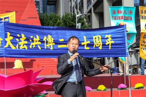 '图11：澳洲越南裔社区协会全国主席阮本（Bon Nguyen）先生发言。'