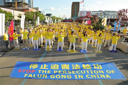 2019-5-17-minghui-ny-consulate-02--ss.jpg