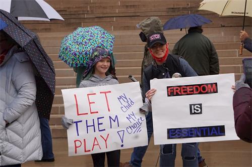 2020-12-13-michigan-rally-against-election-fraud_09--ss.jpg