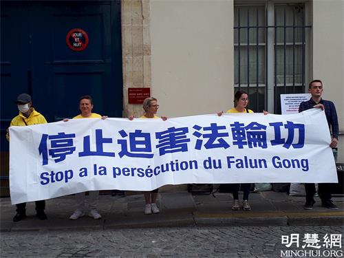 2021-7-19-paris-720-demonstration_05--ss.jpg