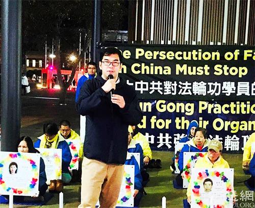 '图4：中国人权倡导者理查德·吕（Richard Lue）在集会上发言'