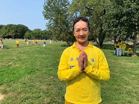 '图2:修炼法轮功后,谢建荣从“半残疾人”到“健步如飞”。'