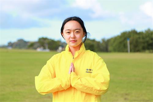 '图3:依莎贝拉说:“因为有了大法,我的生命是如此幸福和充实。”'