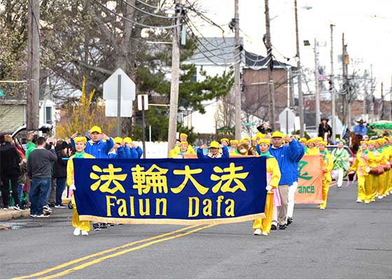 圣派翠克节游行　美国市长盛赞法轮功