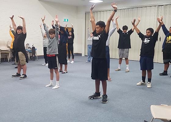 新西兰举办九天班　新老学员同受益