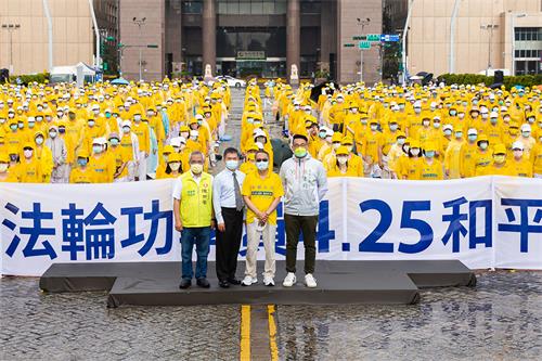 2022-4-24-taiwan-425-commemoration-04--ss.jpg