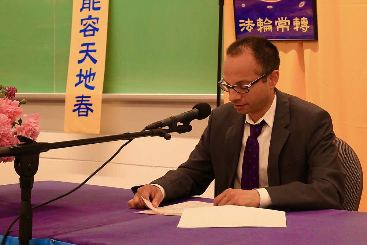 图2:学员在交流自己的心得。