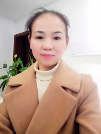 '迫害前的照片'