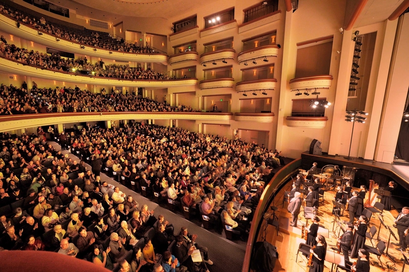 图5：二零二四年一月六日下午，美国神韵巡回艺术团在北卡罗来纳州夏洛特市的贝尔克剧院（Belk Theater at Blumenthal Performing Arts Center）的演出爆满。（大纪元）