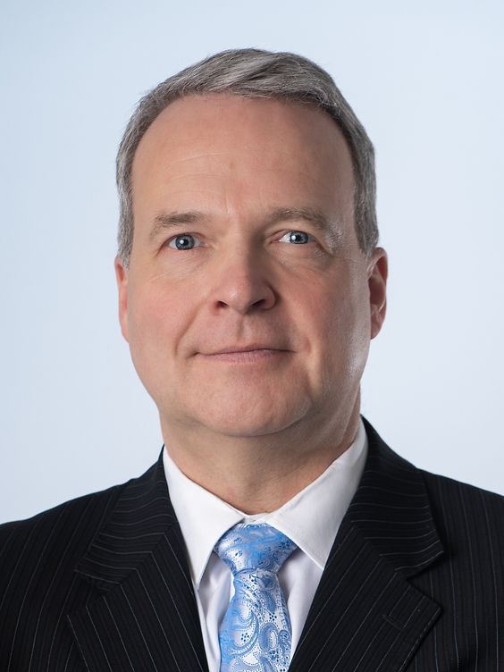 图7:德国联邦议院议员塞巴斯蒂安·马克(Sebastian Maack,选项党AfD)。(议员官网)